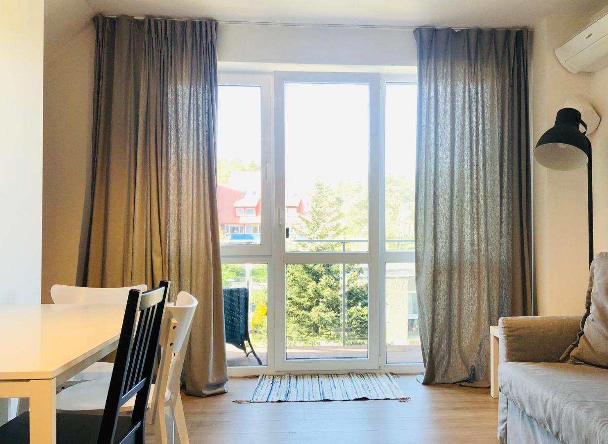 Nida Four Seasons Appartement Buitenkant foto